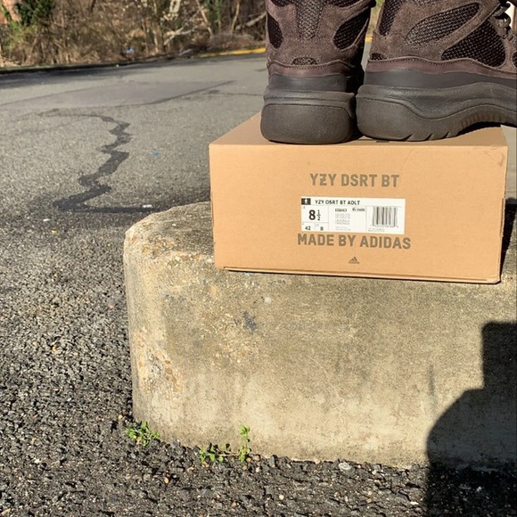 Yeezy desert boots (oil) - Picture 5 of 5